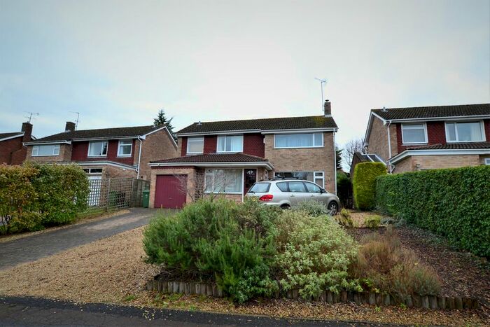 4 Bedroom Detached House To Rent In Branch Hill Rise, Charlton Kings, Cheltenham GL53