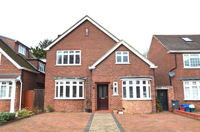 4 Bedroom Detached House To Rent In Seymour Gardens, Feltham, TW13