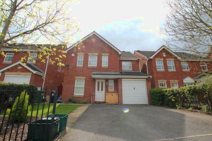 5 Bedroom House To Rent In Wright Way, Bristol, BS16