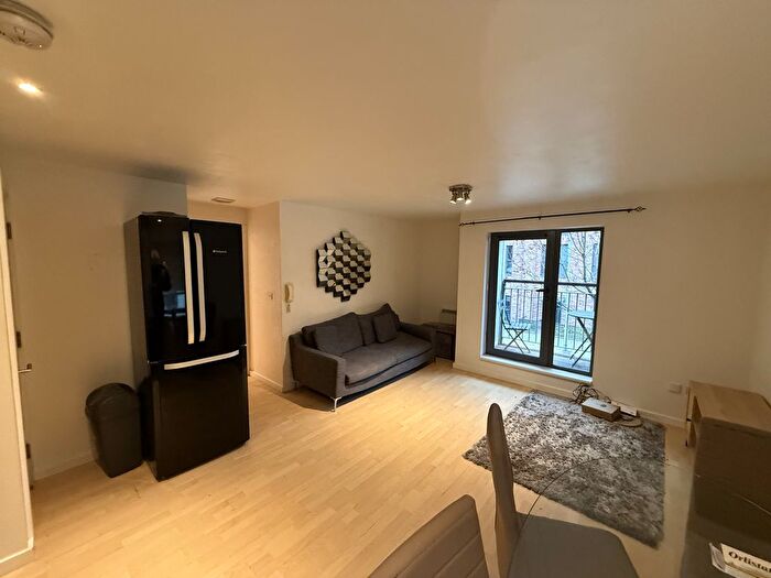 1 Bedroom Flat To Rent In Ordsall Lane, Salford, M5