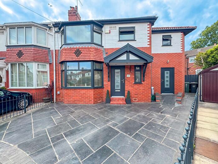 3 Bedroom Semi-Detached House For Sale In Caister Avenue, Whitefield, M45