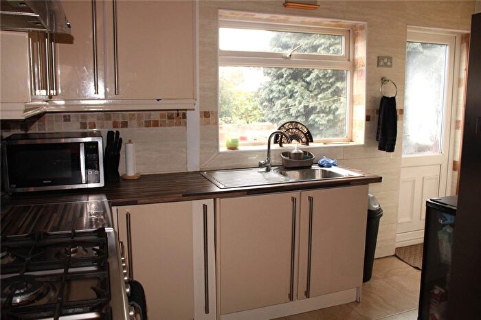 3 Bedroom Semi-Detached House For Sale In Wash Lane, Birmingham, West Midlands, B25