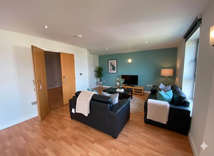 3 Bedroom Apartment To Rent In West One, Fitzwilliam Street, Sheffield, S1