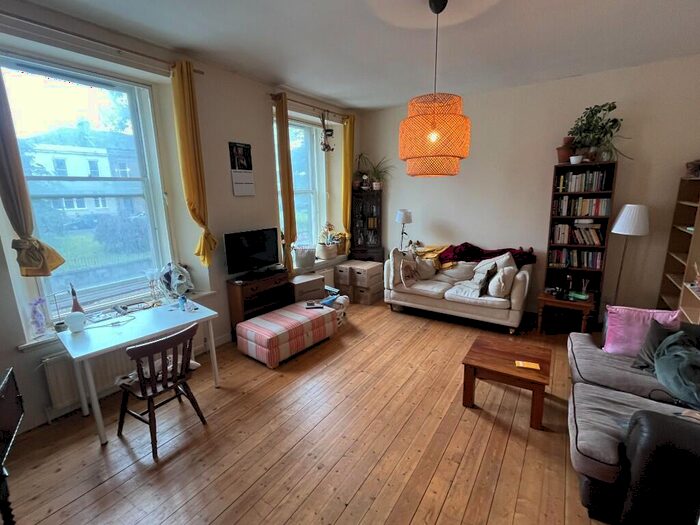 3 Bedroom Flat To Rent In Duke Street, Glasgow, G31