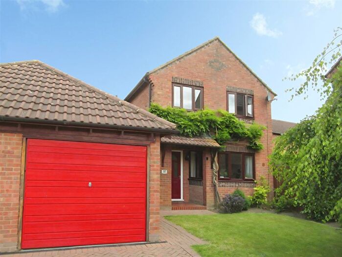 3 Bedroom Detached House To Rent In Pasture Way, Sherburn In Elmet, Leeds, LS25