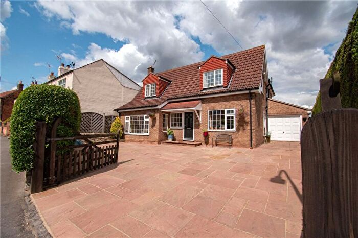 4 Bedroom Detached House For Sale In High Street, Blyton, DN21