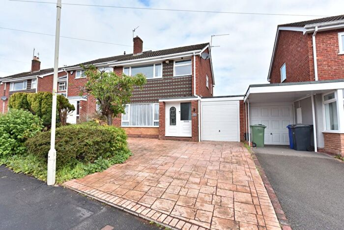 3 Bedroom Semi Detached House For Sale In Wordsley, Mellowdew Road, DY8