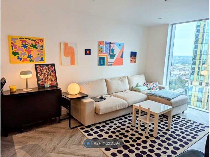 2 Bedroom Flat To Rent In Bankside Boulevard, Salford, M3