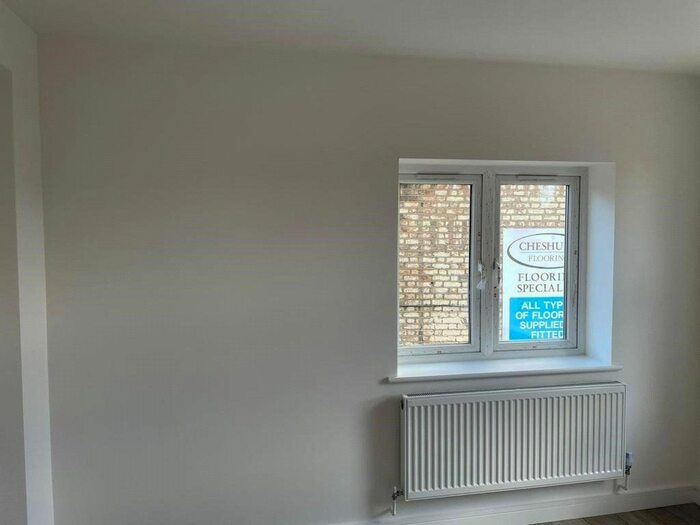 1 Bedroom Flat To Rent In High Street, Cheshunt, Hertfordhsire, EN8