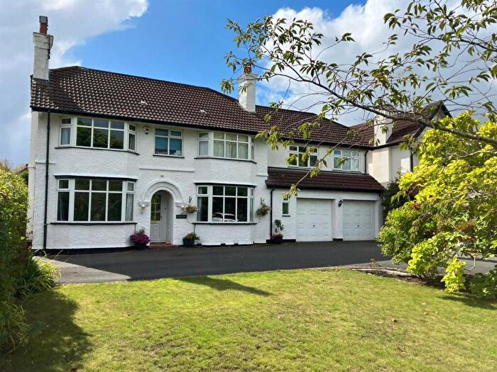 5 Bedroom Detached House For Sale In Chester Road, Gayton, Wirral, CH60