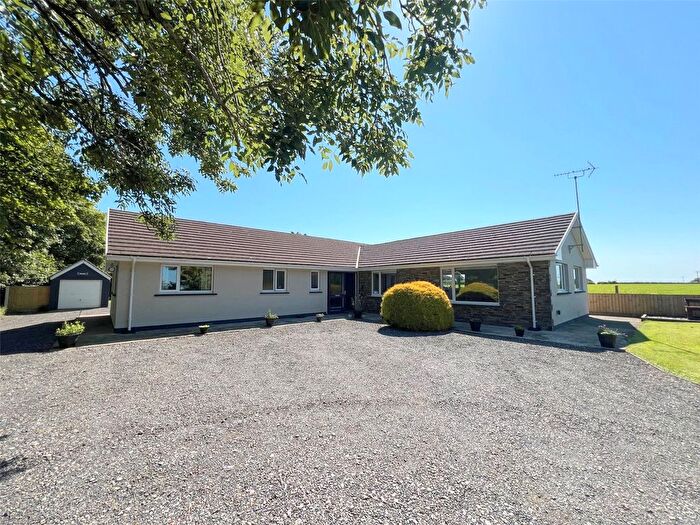 4 Bedroom Bungalow For Sale In Poyston Cross, Haverfordwest, SA62