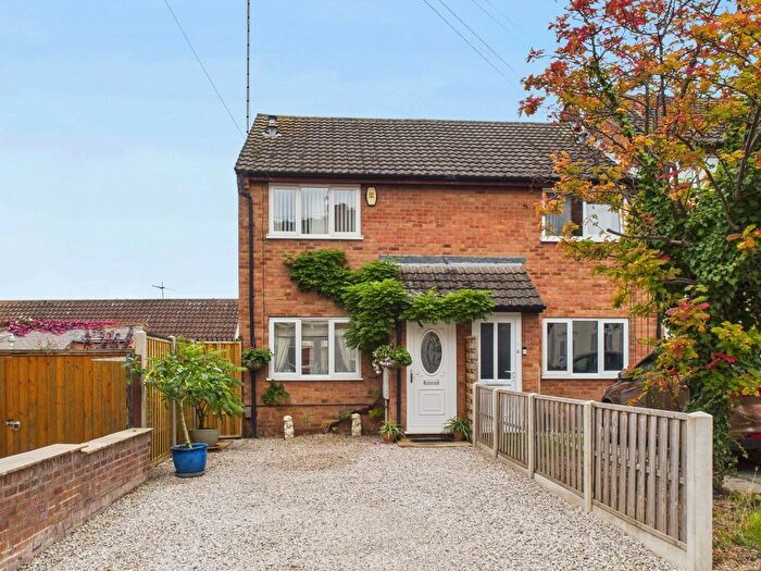 2 Bedroom End Of Terrace House For Sale In Beck Street, Carlton, Nottingham, NG4