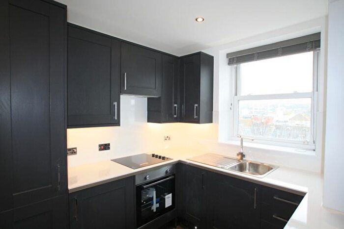 Studio To Rent In Windsor Court, Windsor Street, BN1