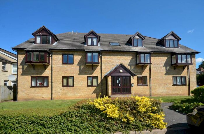 2 Bedroom Flat To Rent In Bond Road, Surbiton, KT6