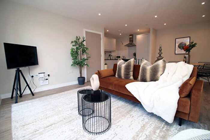 2 Bedroom Flat To Rent In Butetown, CF10