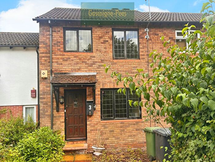 3 Bedroom End Of Terrace House To Rent In Beecham Berry, Basingstoke, RG22