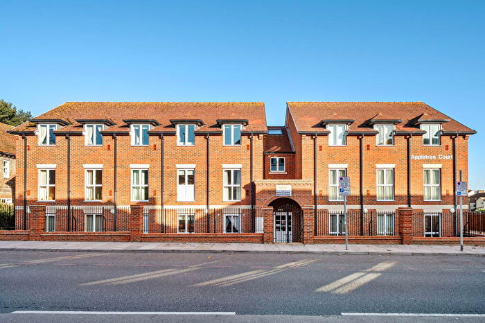 1 Bedroom Retirement Property For Sale In Chain Free Retirement Apartment - Walking Distance To Town Centre, ME8