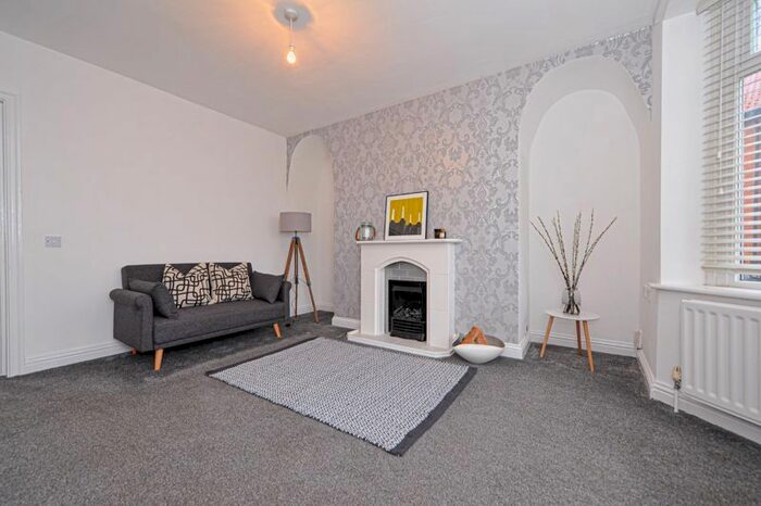 2 Bedroom Semi-Detached House To Rent In Picherwell, Felling, Gateshead, NE10