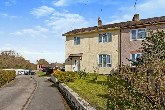 3 Bedroom End Of Terrace House For Sale In Meadow Road, Bulford, Salisbury, SP4