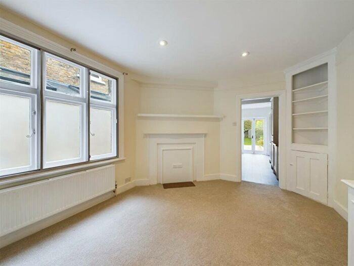 5 Bedroom House To Rent In Palewell Park, London, SW14