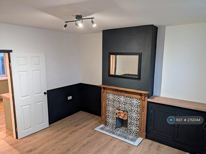 3 Bedroom Terraced House To Rent In Lincoln Street, Newark, NG24