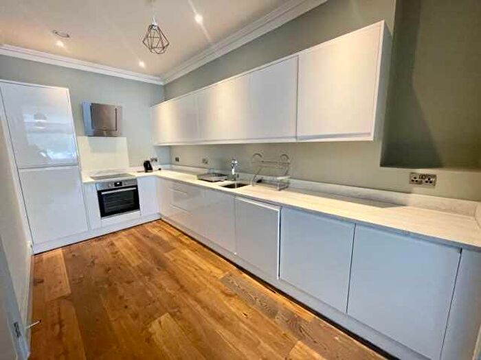 2 Bedroom Apartment To Rent In Old Steine, Brighton, BN1