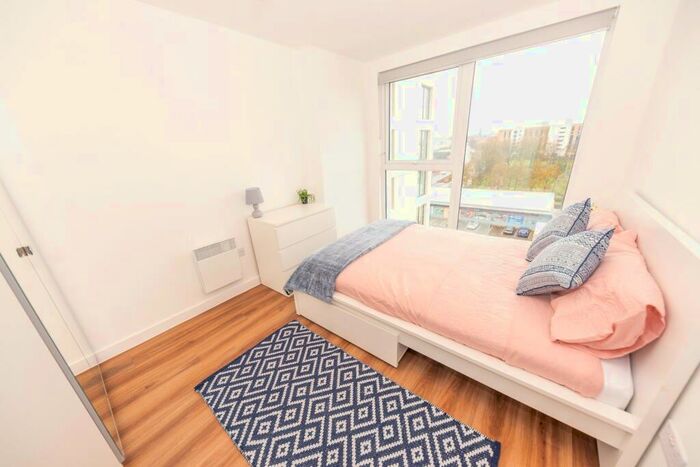 1 Bedroom Flat To Rent In The Gateway, Trafford Road, Salford, M5