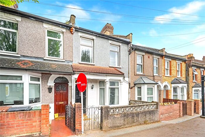 3 Bedroom Terraced House For Sale In Carlton Road, Walthamstow, London, E17