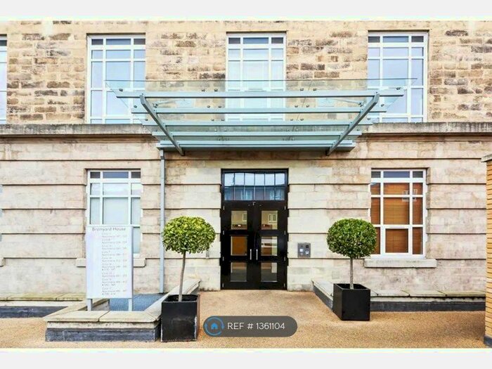 2 Bedroom Flat To Rent In Bromyard House, London, W3