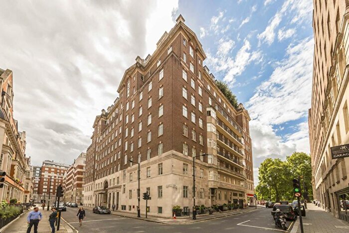 2 Bedroom Flat To Rent In Park Street, London, W1K