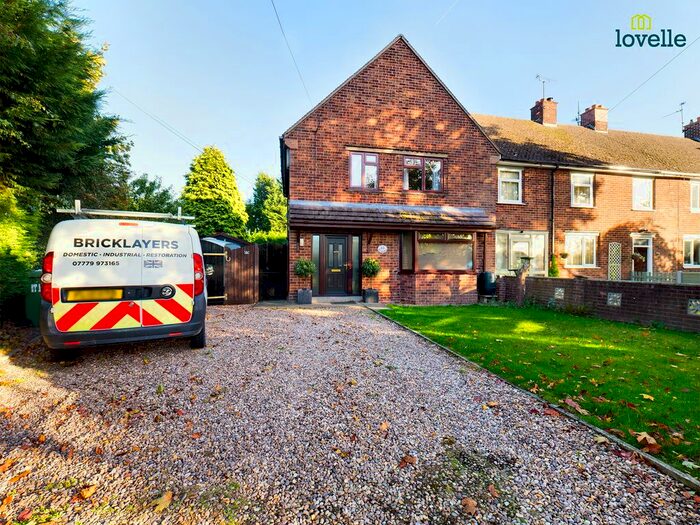3 Bedroom End Of Terrace House For Sale In Kettlethorp Road, Fenton, LN1