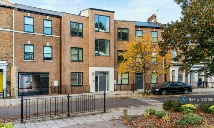 2 Bedroom Flat To Rent In Chatham Street, London, SE17
