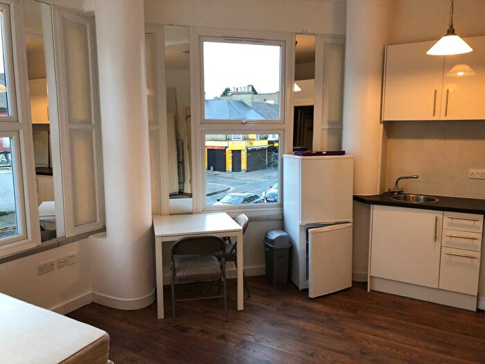 Studio To Rent In Sentinel Square, Hendon, Barnet, London, NW4