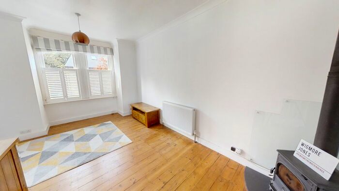 1 Bedroom Flat To Rent In Dorien Road, Raynes Park, London, SW20