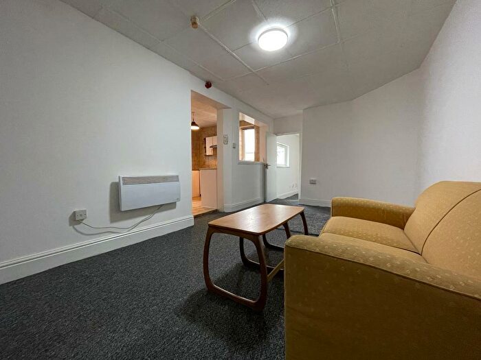 1 Bedroom Flat To Rent In Richmond Road, Cardiff, CF24