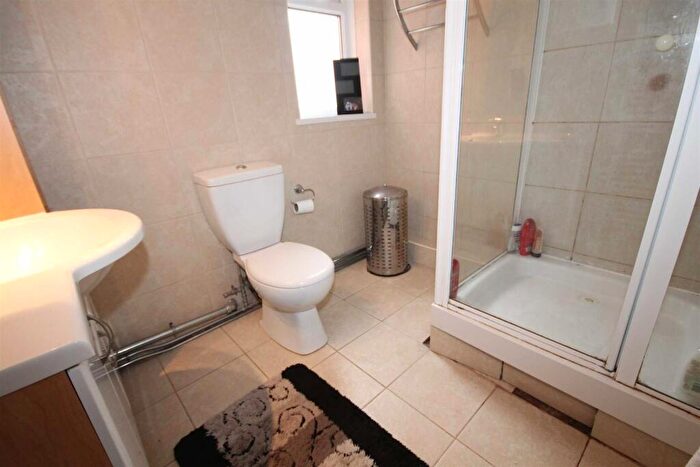 2 Bedroom Flat To Rent In Aquilla Court, Conway Road Pontcanna, Cardiff, CF11