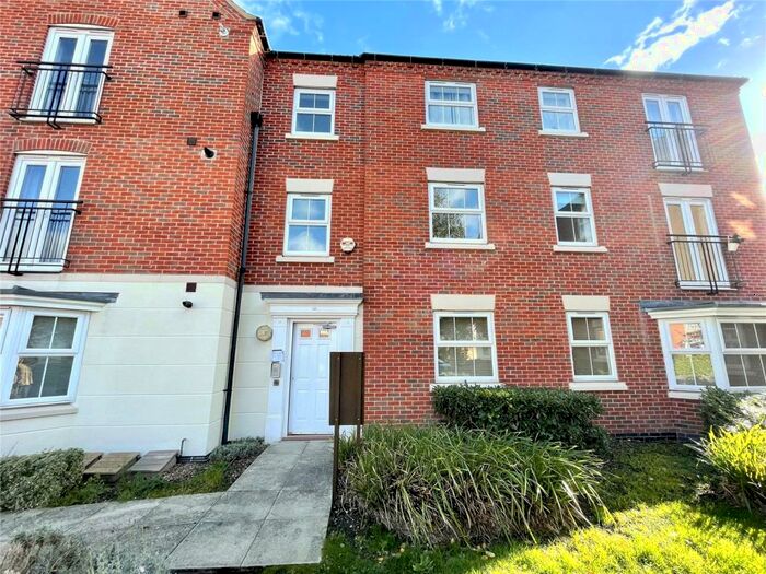 2 Bedroom Flat To Rent In Greenfinch Crescent, Witham St. Hughs, Lincoln, Lincolnshire, LN6