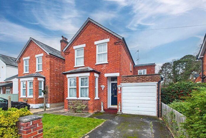 3 Bedroom Detached House For Sale In Park Road, Sandhurst, Berkshire, GU47