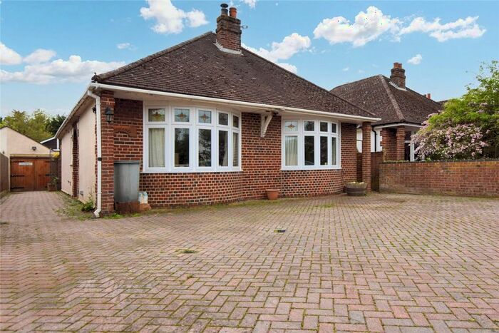 4 Bedroom Detached Bungalow For Sale In London Road, Milton Common, Thame, Oxfordshire, OX9