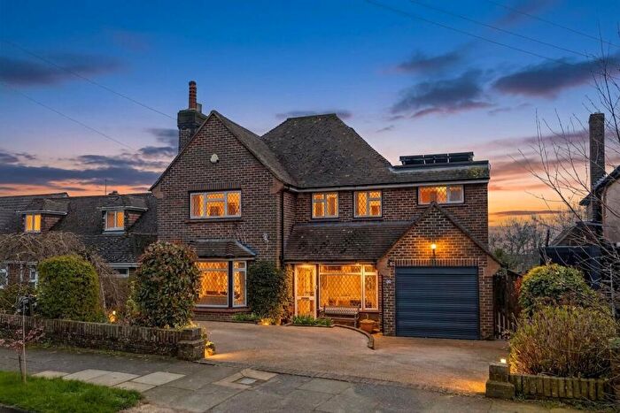 3 Bedroom Detached House For Sale In Green Ridge, Brighton, BN1