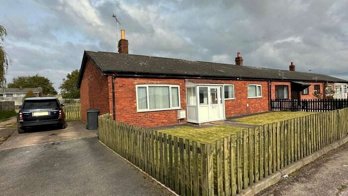 3 Bedroom Terraced Bungalow For Sale In The Rowans, Wetherby, LS22