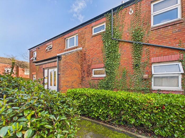 1 Bedroom Flat For Sale In Brockhurst Walk, Wigan, WN3