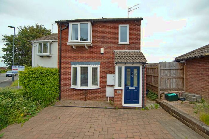 3 Bedroom Semi-Detached House To Rent In Sandringham Road, Stoke Gifford, Bristol, BS34