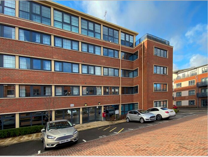 2 Bedroom Apartment To Rent In Wessex Court, Farnborough, GU14