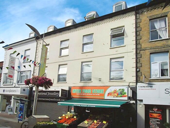 2 Bedroom Flat For Sale In High Street, Southend On Sea, SS1
