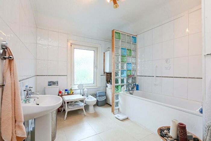 3 Bedroom Terraced House For Sale In Crofton Park Road, SE4