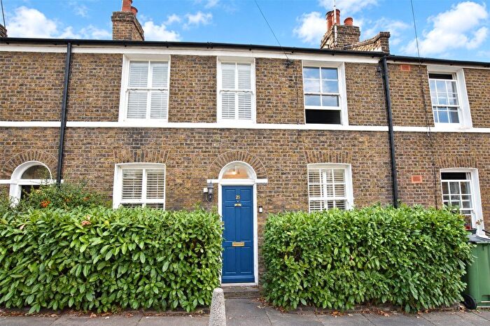 2 Bedroom Terraced House For Sale In Whitworth Street, Greenwich, London, SE10