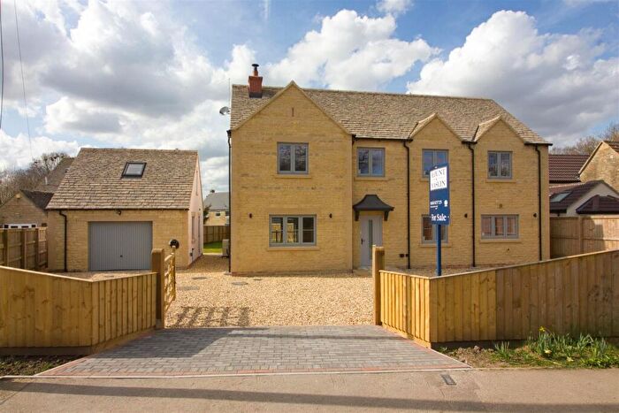 4 Bedroom Detached House For Sale In Bromley House, Upper Minety, SN16