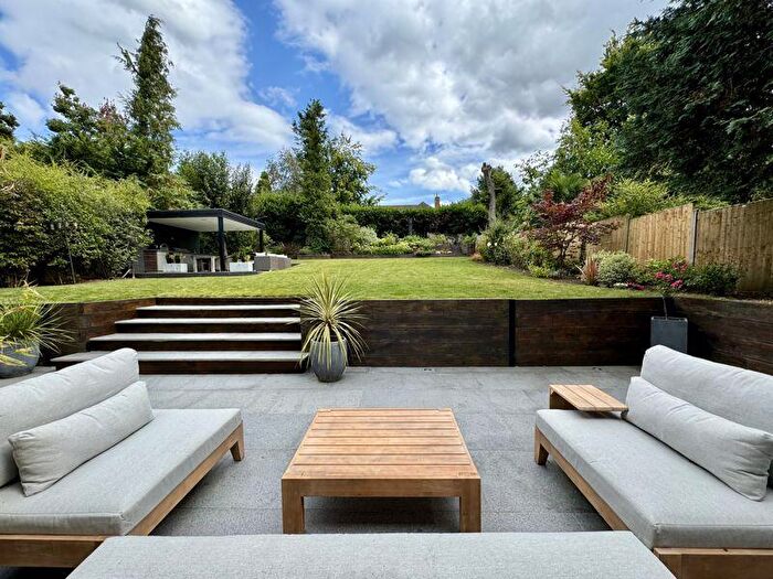 5 Bedroom Detached House For Sale In Bourne End - No Chain!, SL8
