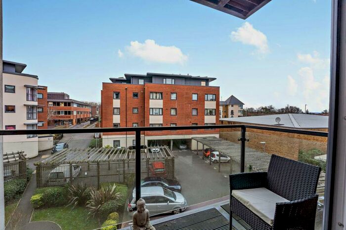 2 Bedroom Apartment To Rent In Fosters Place, Kiln House, RH19